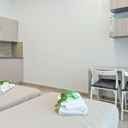 Devon Metro Studio Apartments نابولي المظهر الخارجي الصورة